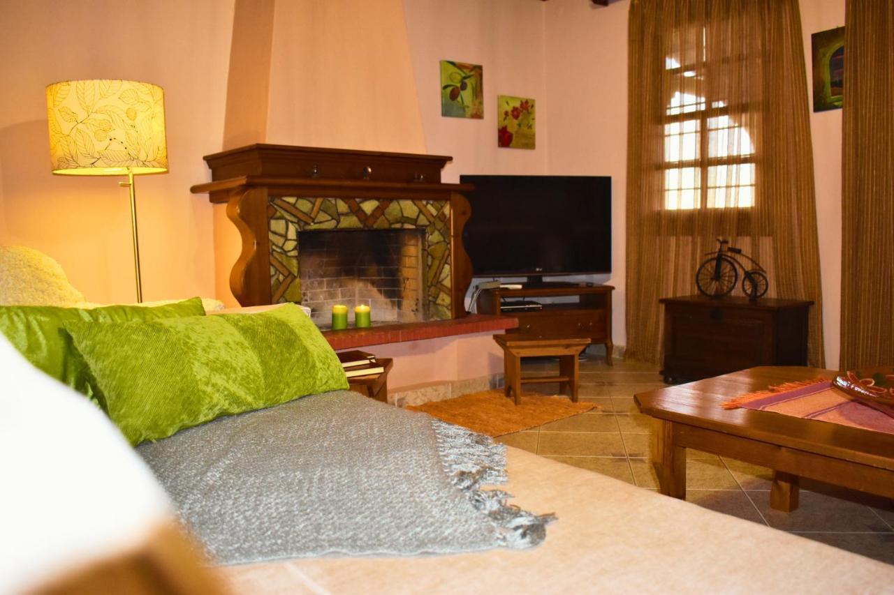 Lila'S Guest House Mikros Prinos Extérieur photo