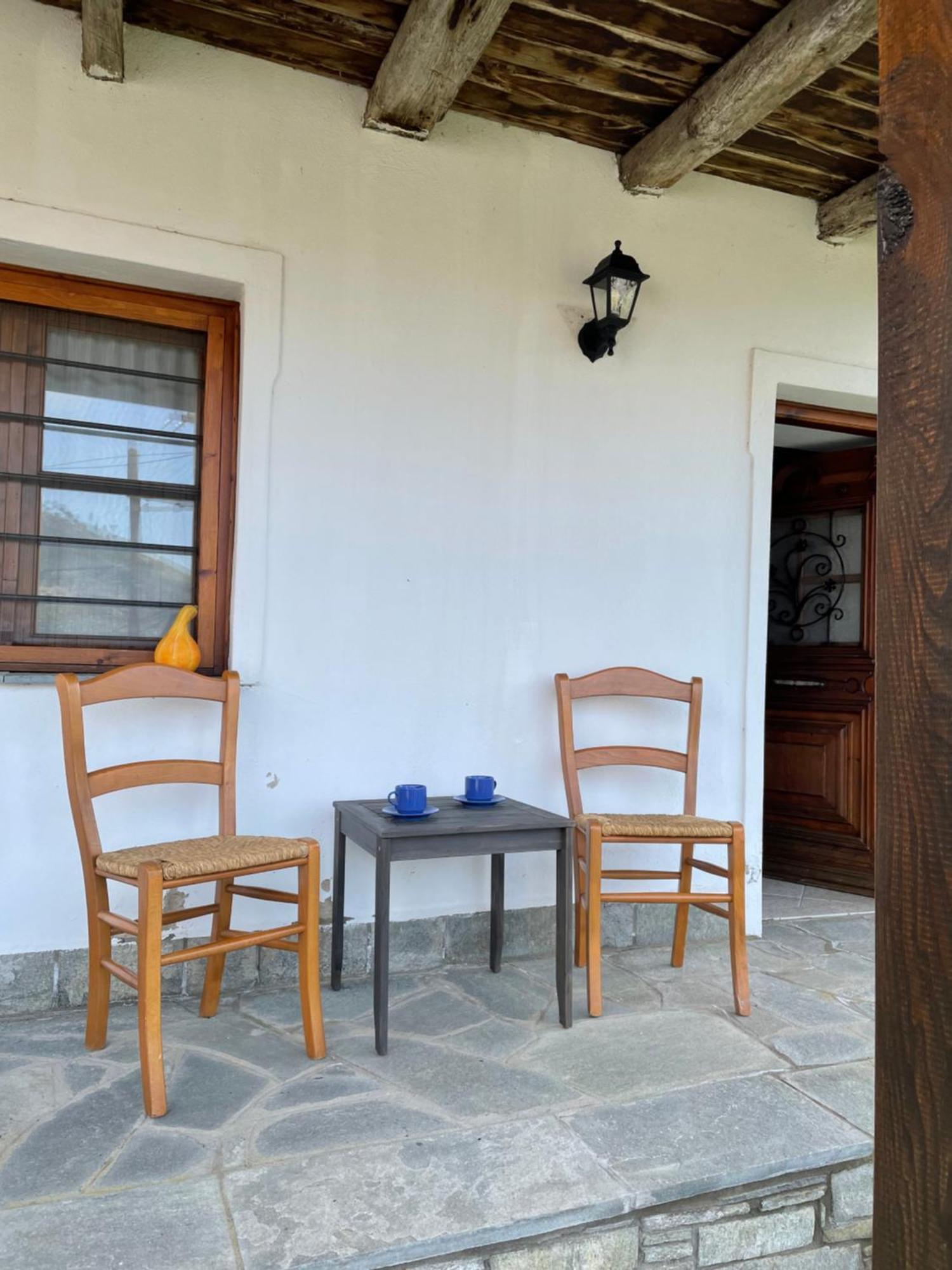 Lila'S Guest House Mikros Prinos Extérieur photo